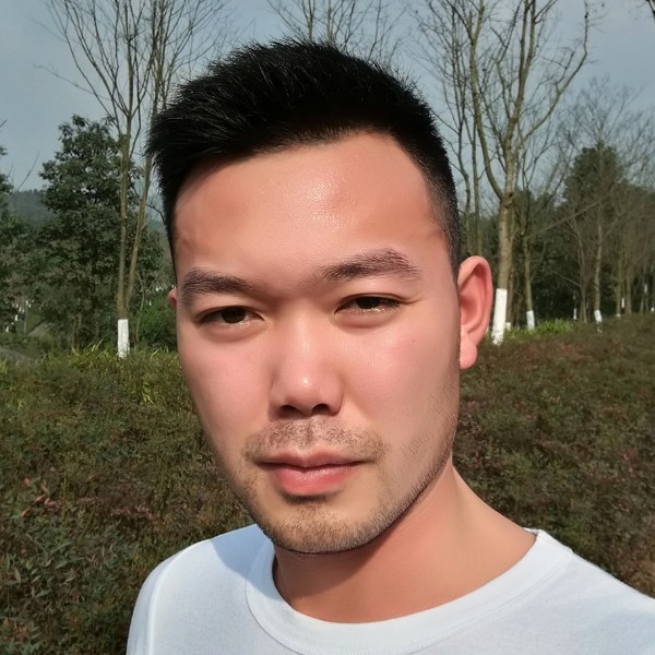 龍儿飞的照片