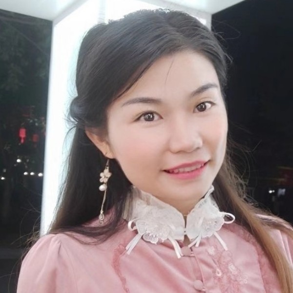 芸瑄8564的照片