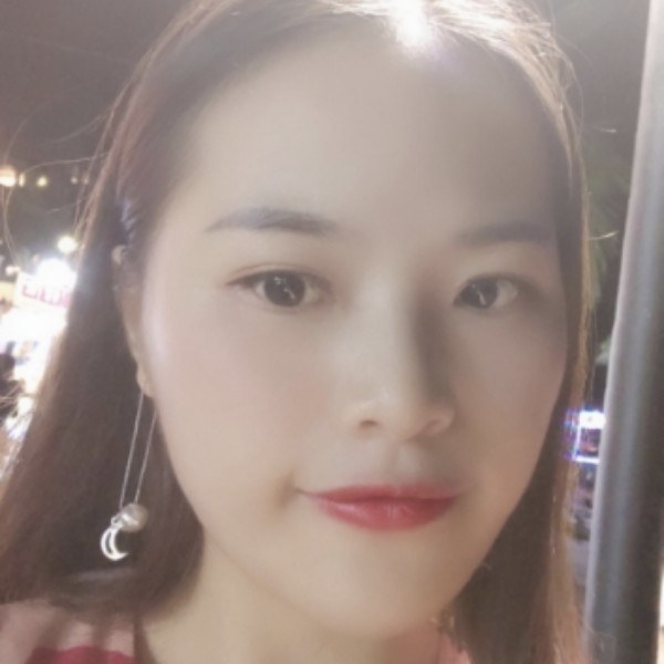 欠你的愿御姐的照片