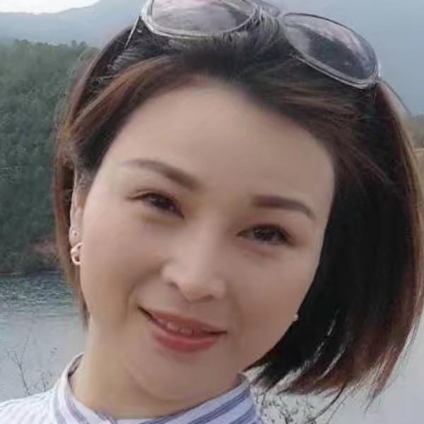 指尖的朱砂的照片