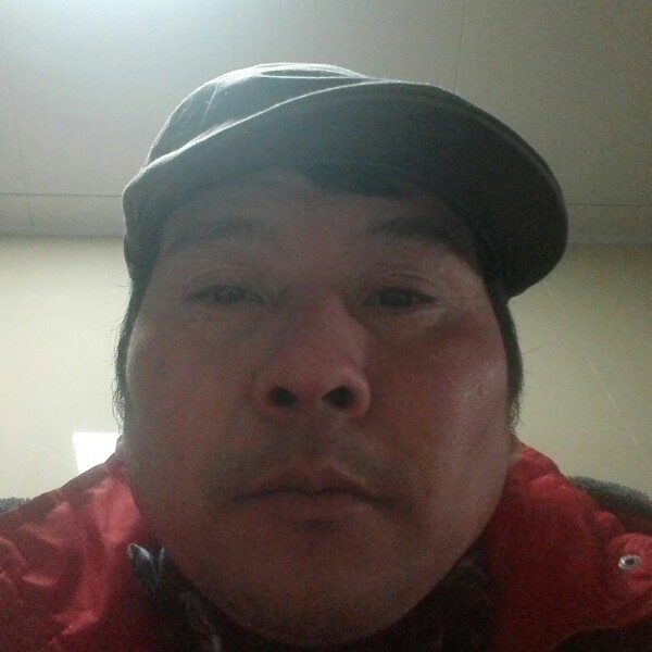 直率青琯的照片