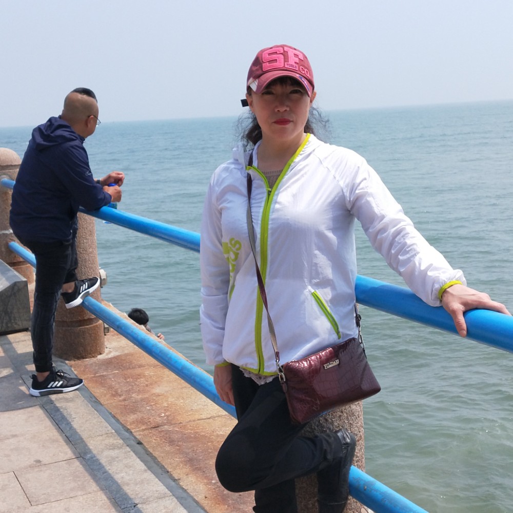 碧影一个人的照片