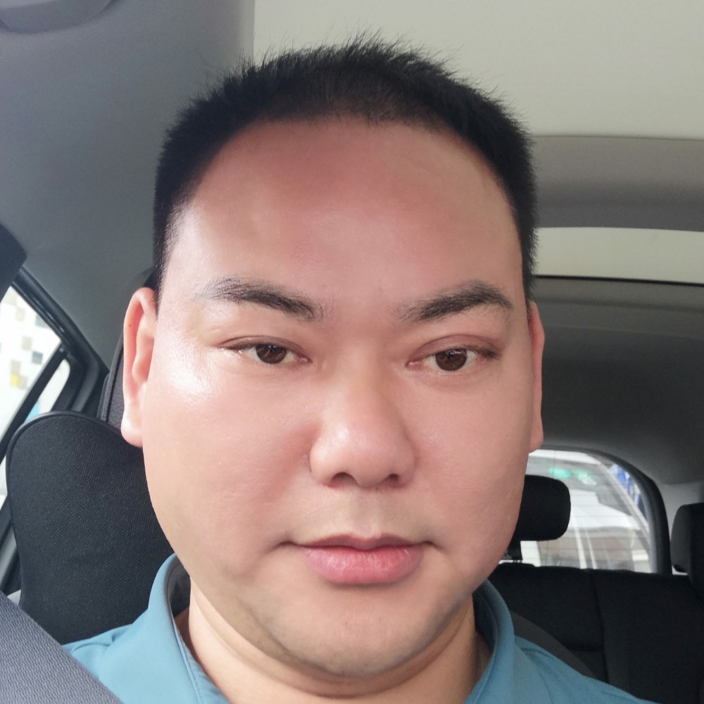 谈林的照片