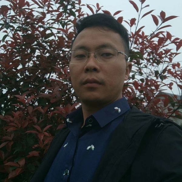 魁梧等待世界的照片