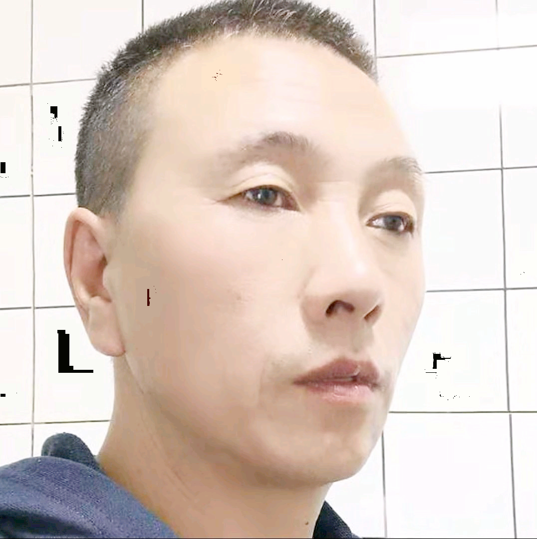 白羊深拥聪慧的照片