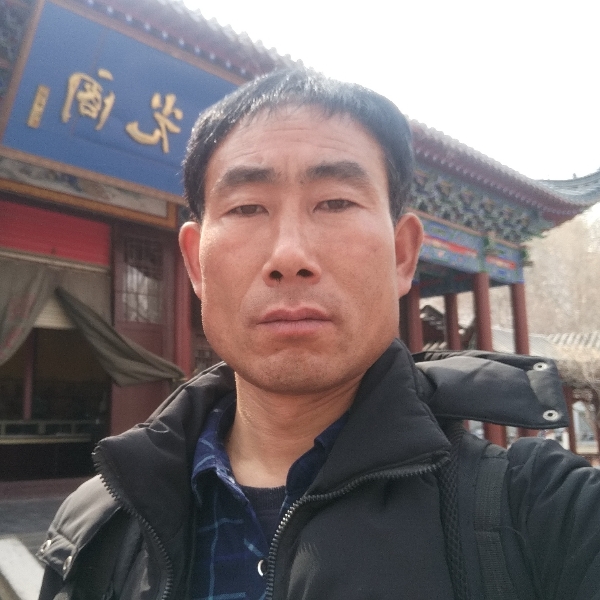 一个人在北京的照片