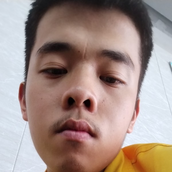 沐樱挽手温暖的照片