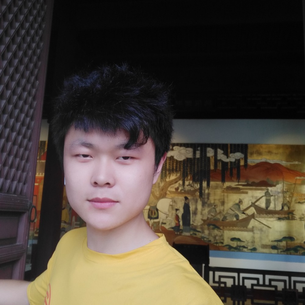青花爱怕孤单的照片