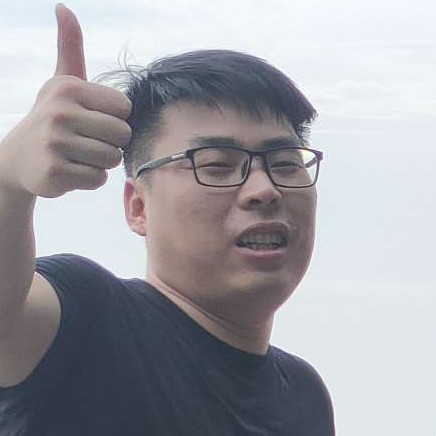 喃喃滴胸的照片