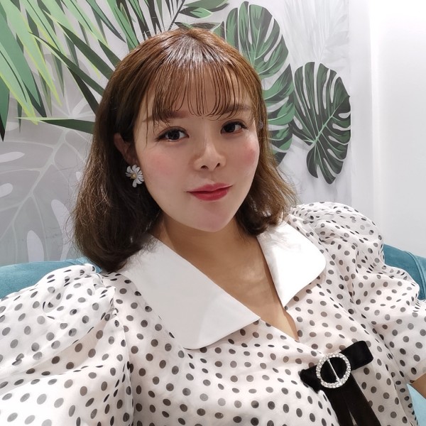 周慧慧的照片