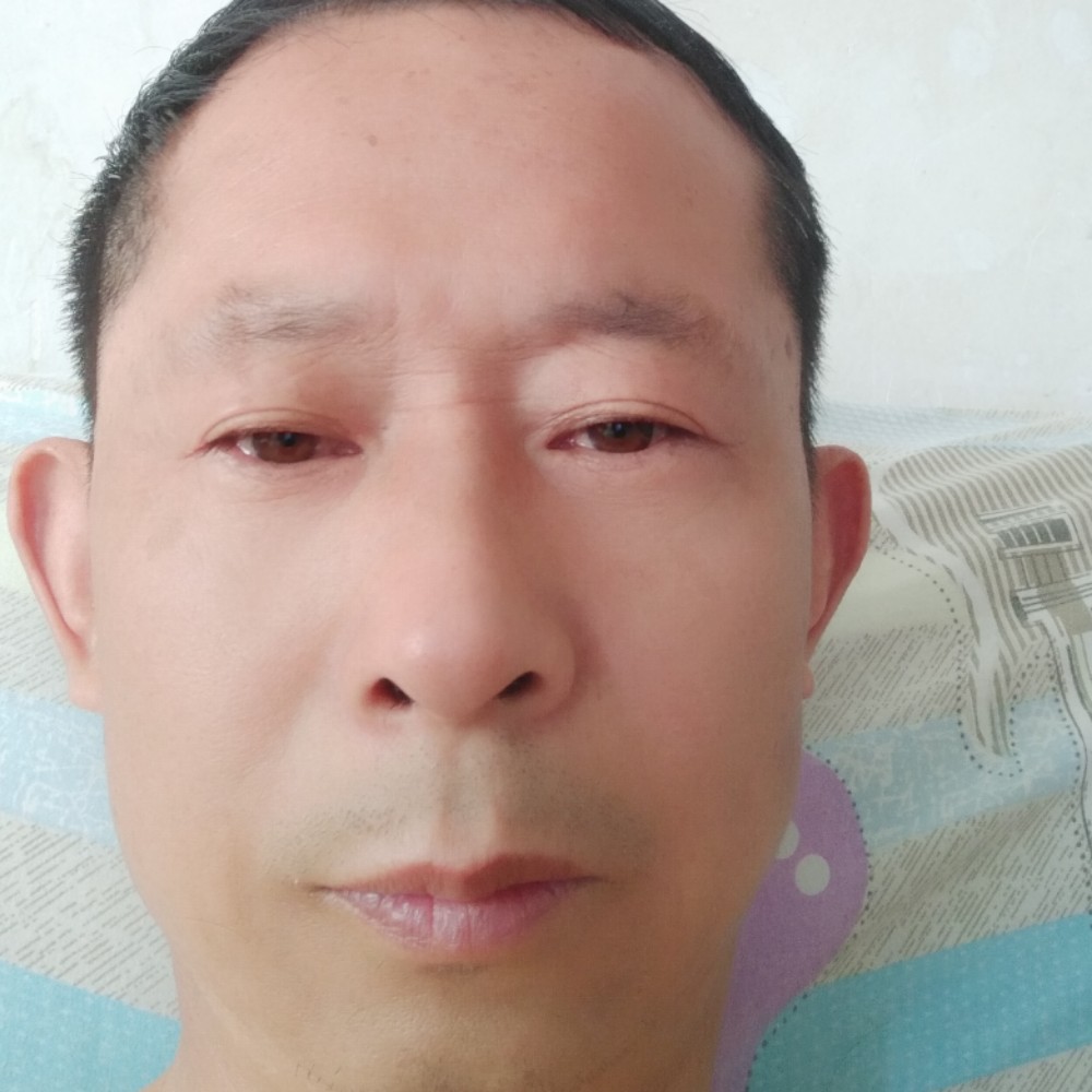 心载海的照片