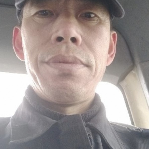 何永贵的照片