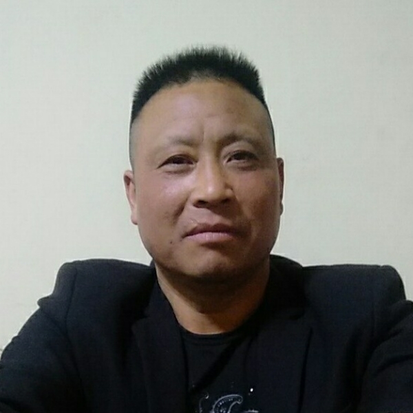 君子一言的照片