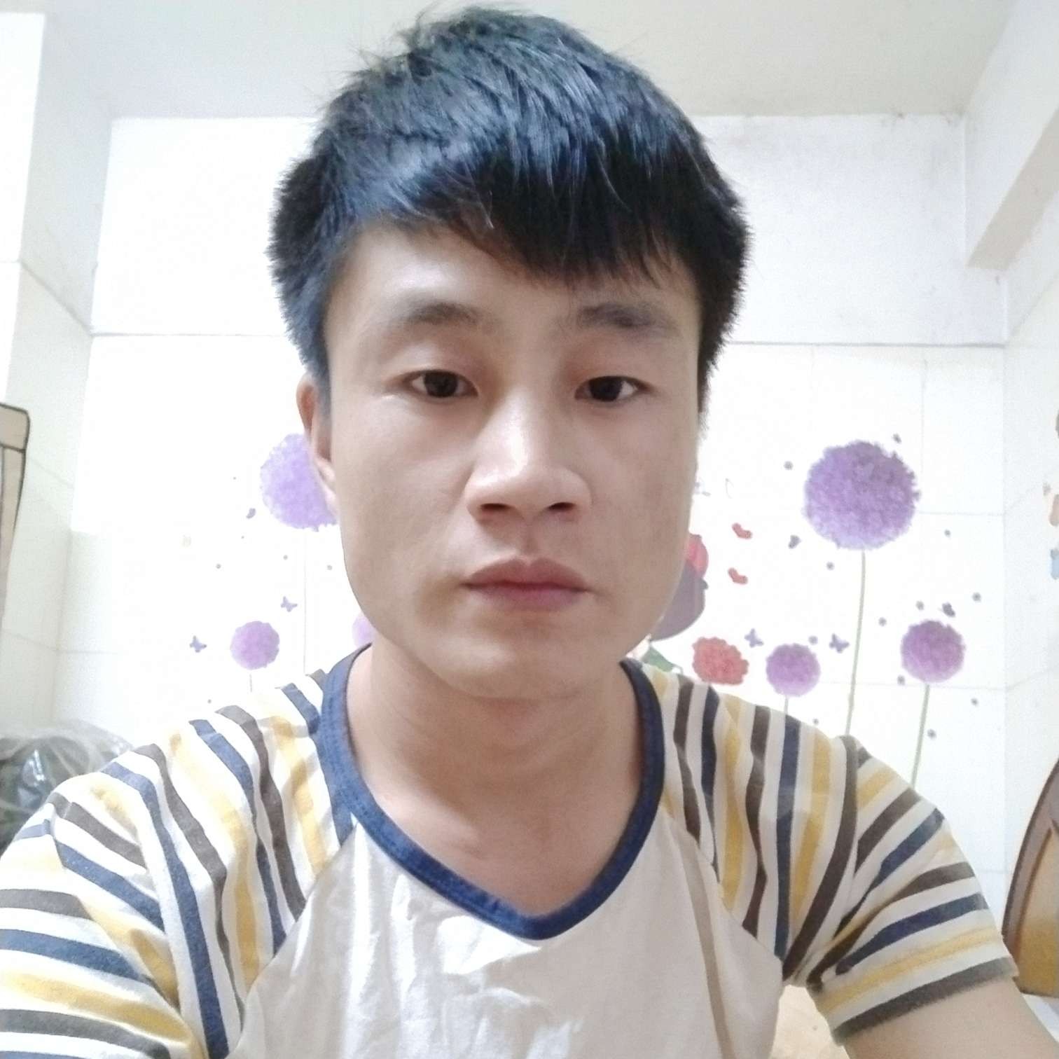 温柔改变煎饼的照片