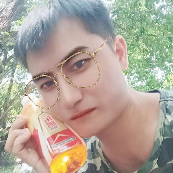 晨曦闻独特的照片