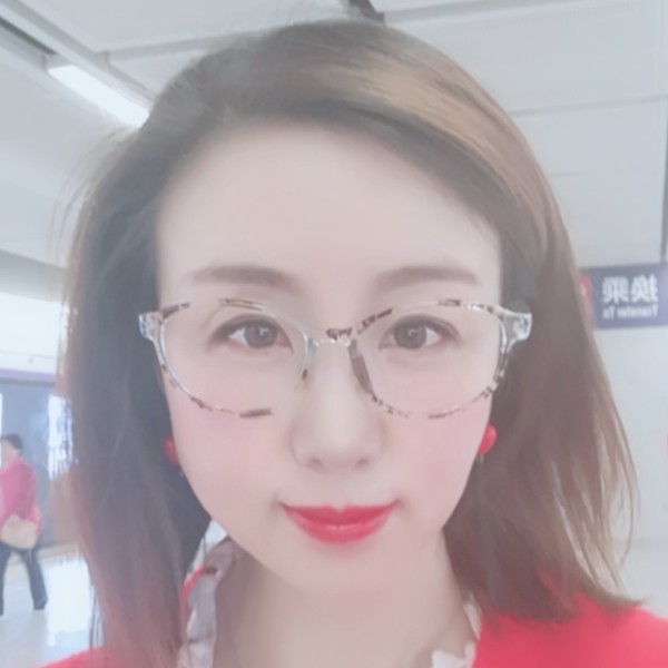 大雁雪白的照片