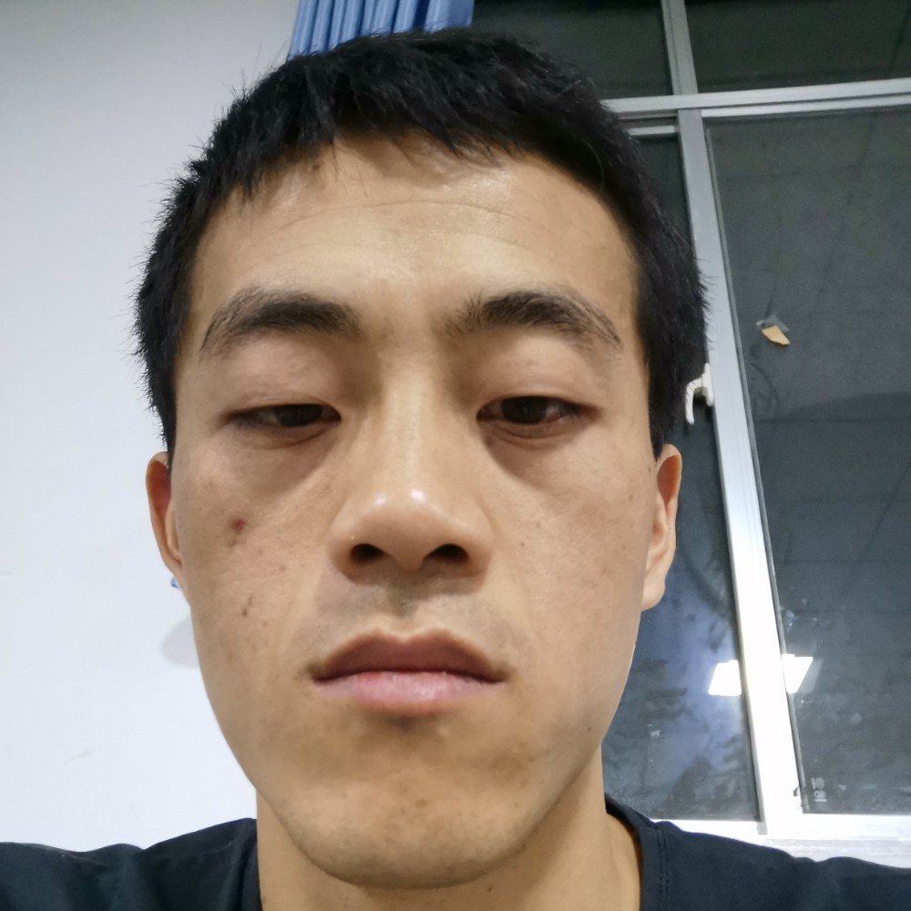 余生长陪她的照片