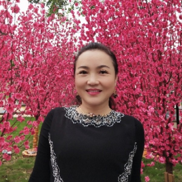 气质小妖精的照片