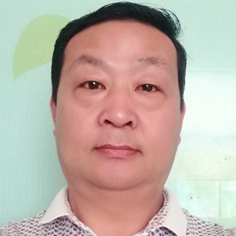 多情猛男的照片