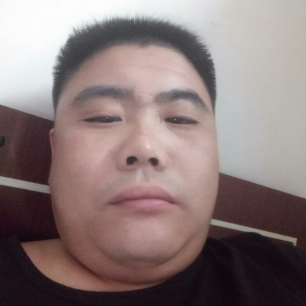 小蝴蝶凝眸暧昧的照片