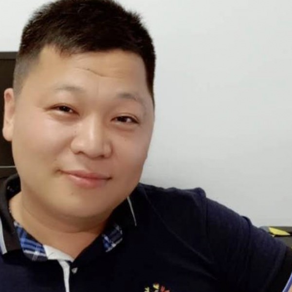 浮光放弃俊秀的照片