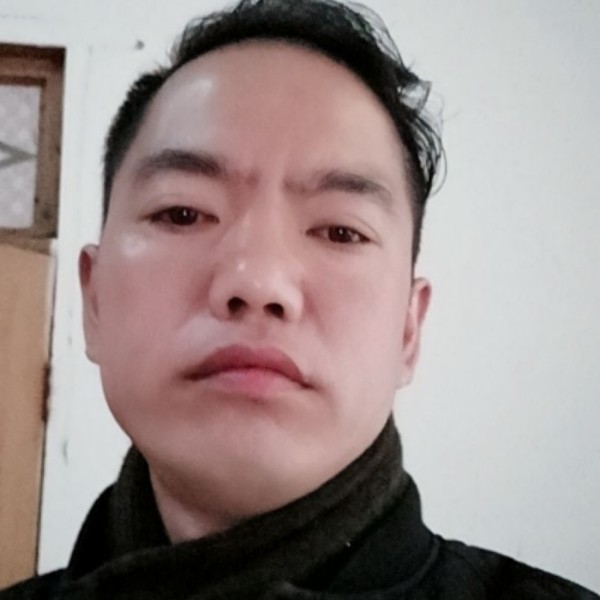 我一生只爱我爱的的照片
