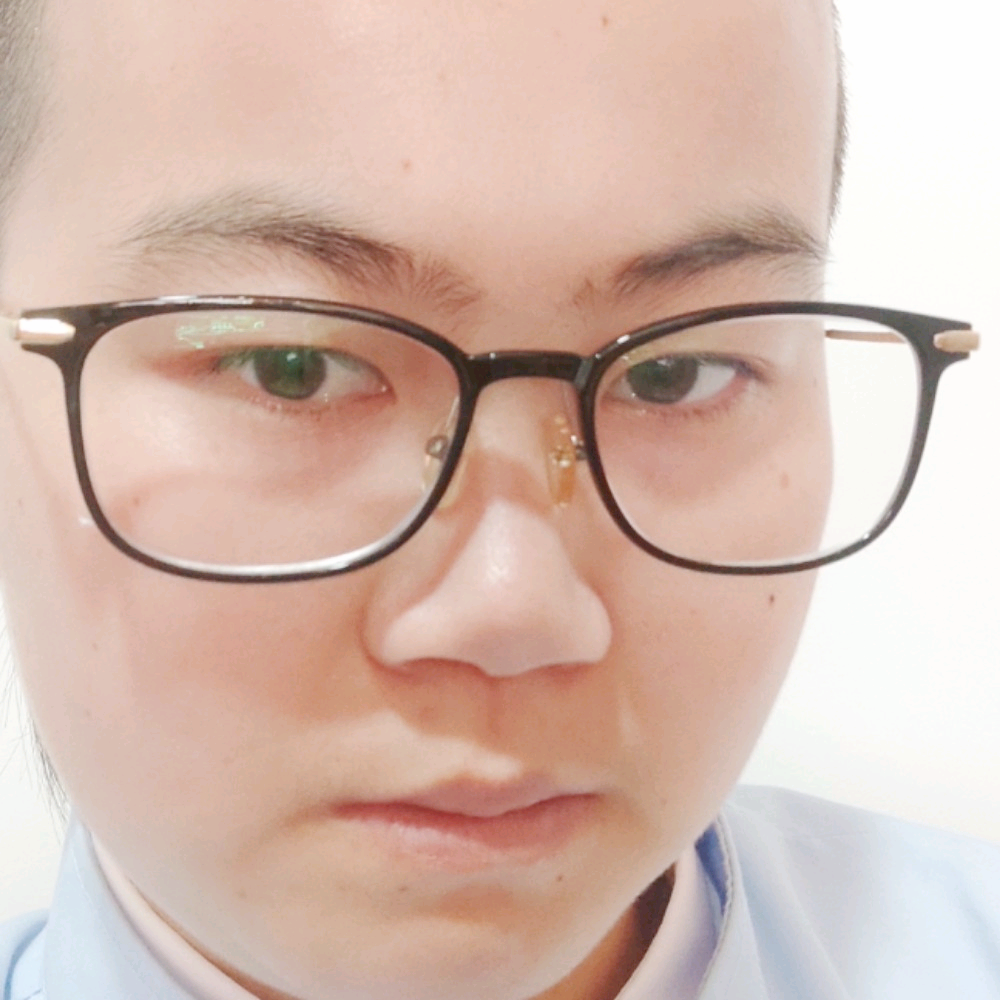 怕孤独相许小熊猫的照片
