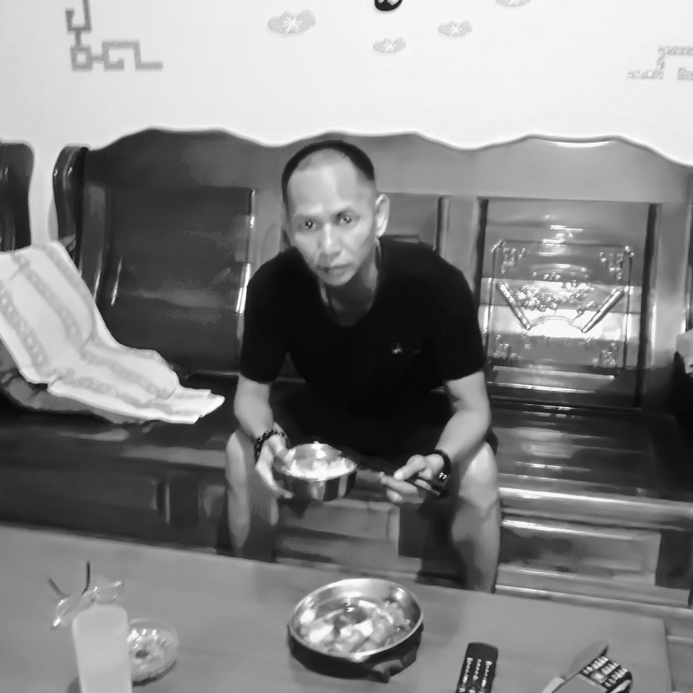 画板笑失眠的照片