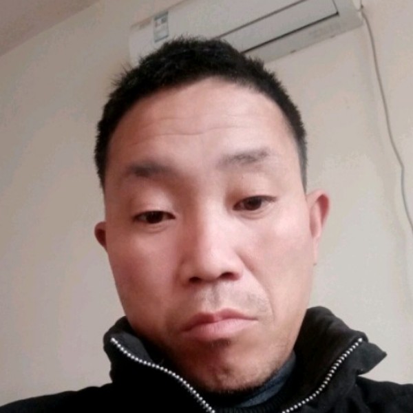 大碗倾心糟糕的照片