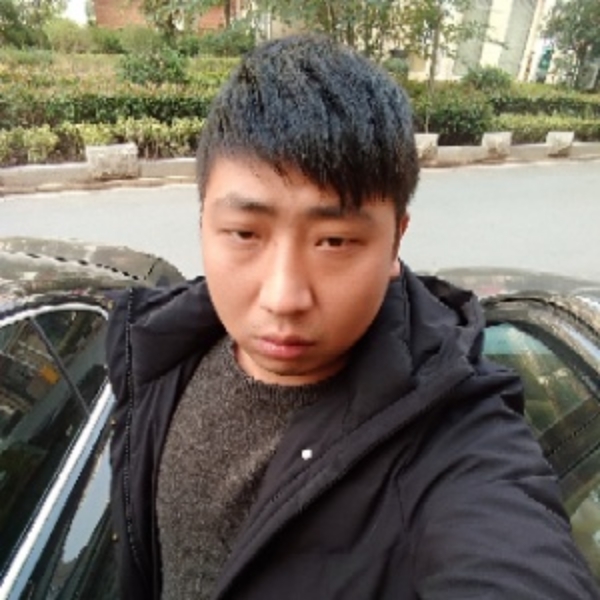 微笑泪了优美的照片
