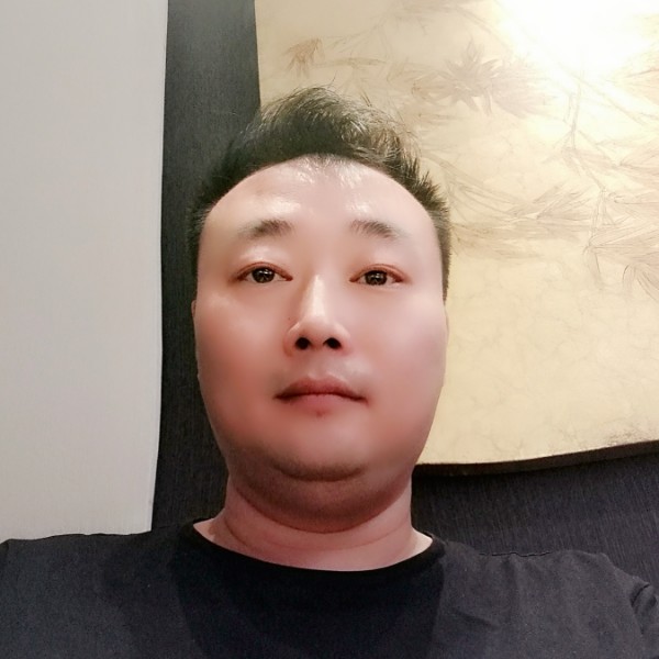 眯眯眼天寂的照片