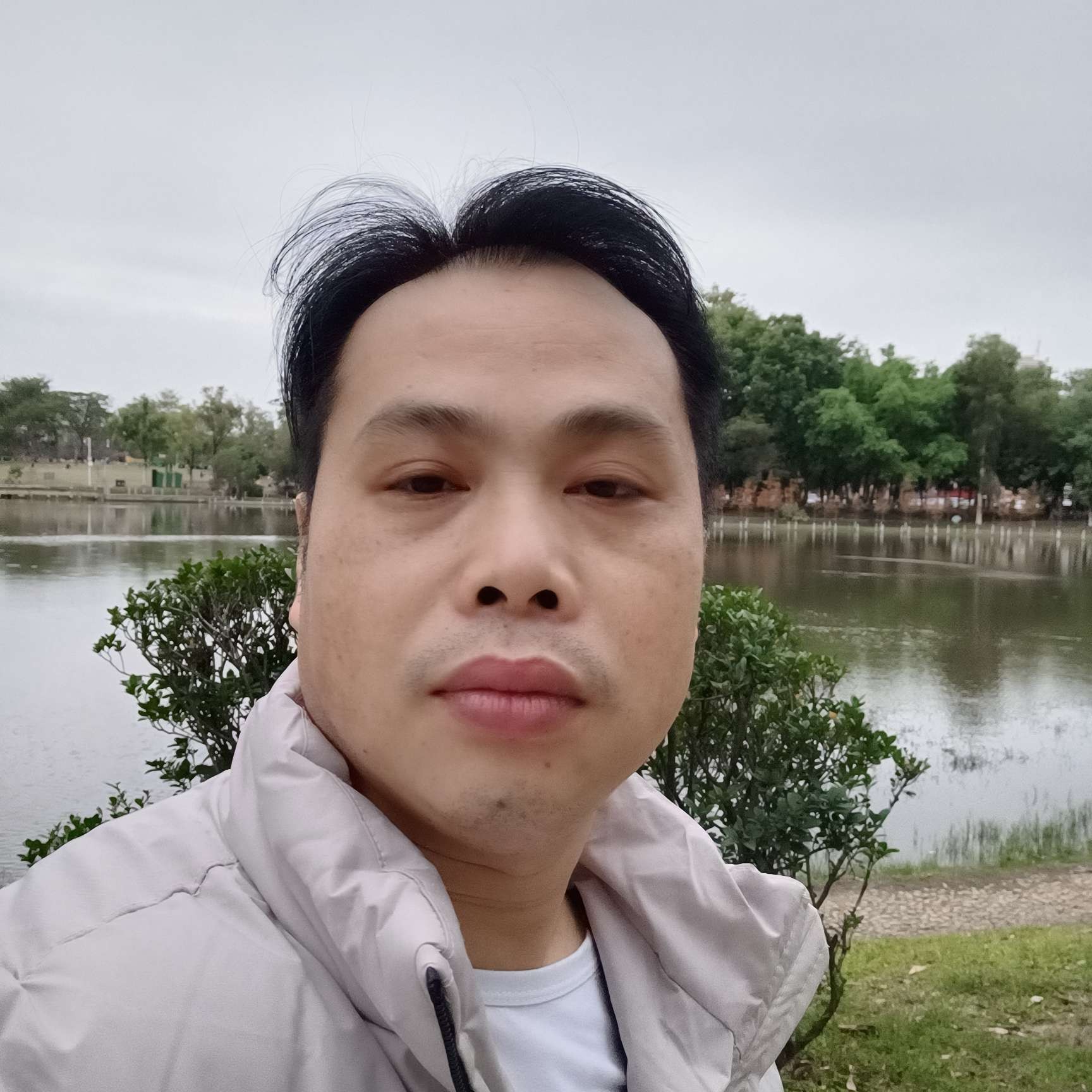 邓勇方的照片