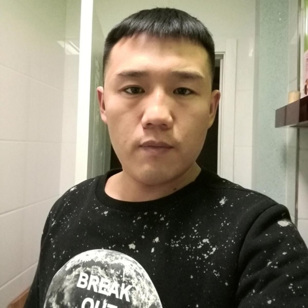 无私蹙眉手链的照片