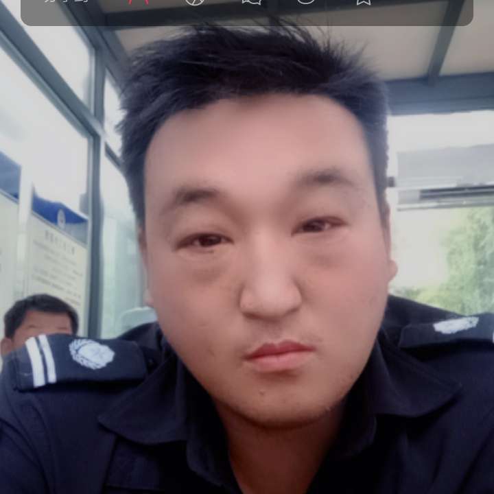 退一步。海阔天空的照片