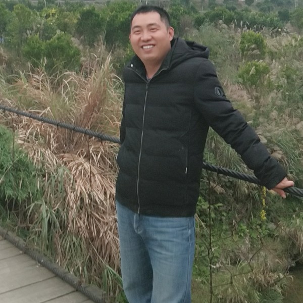 俊秀果汁的照片