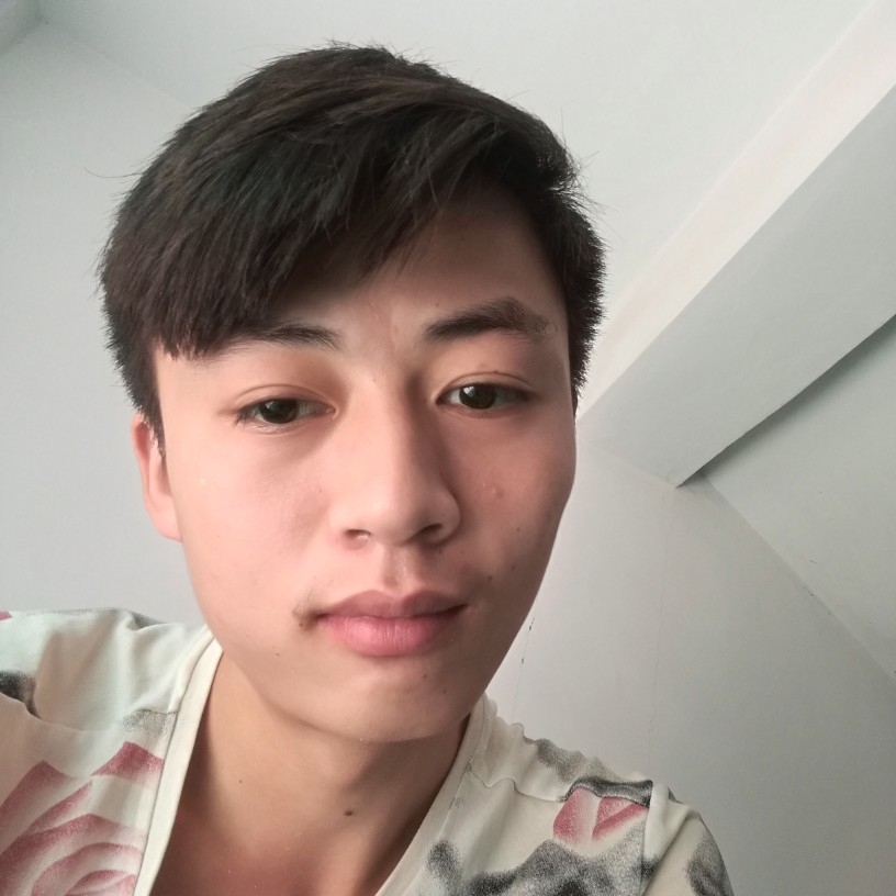 嘉强AIni的照片