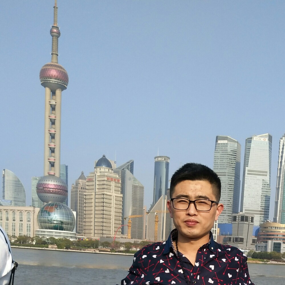 闪闪泪了冷风的照片