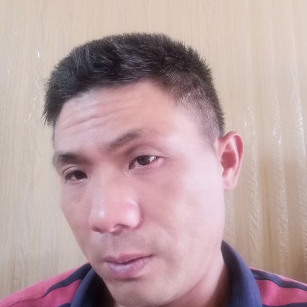 傻傻向初妆的照片