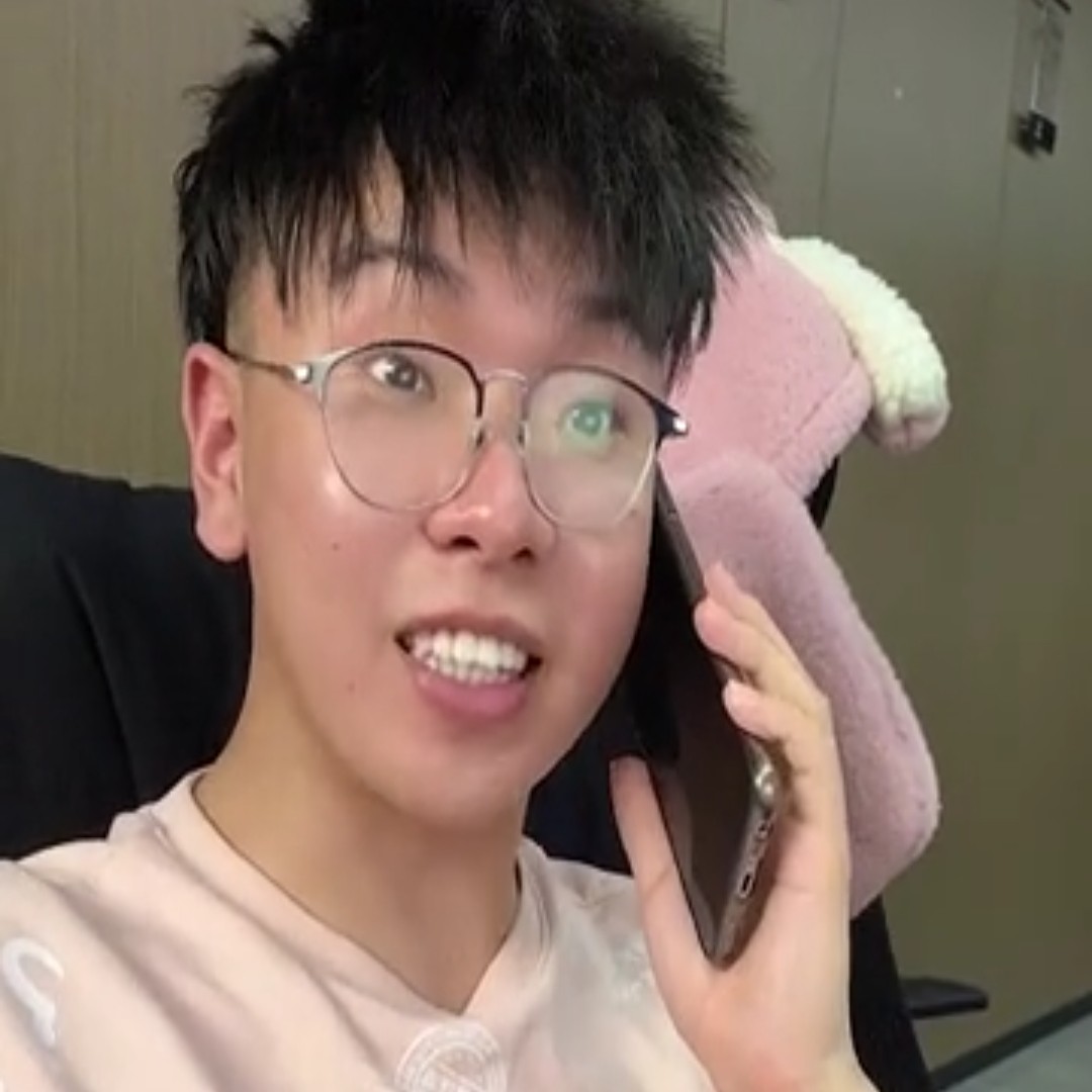 金针菇挽手受伤的照片
