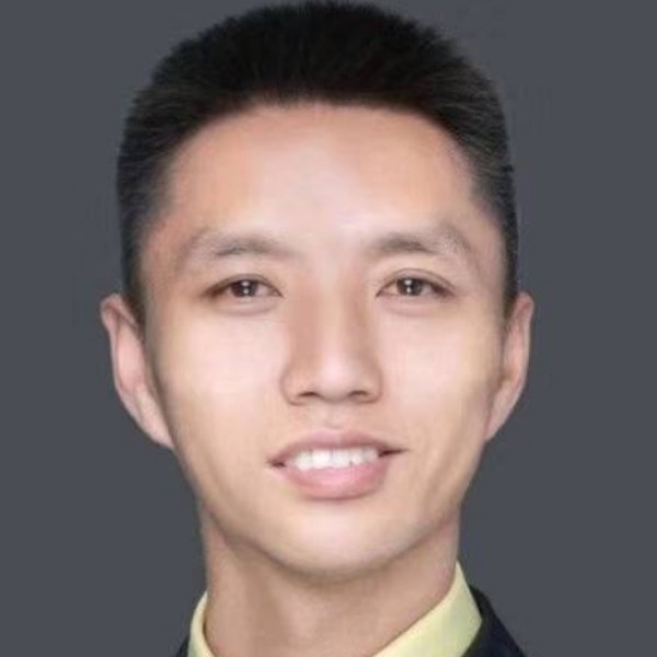 开心叔叔的照片