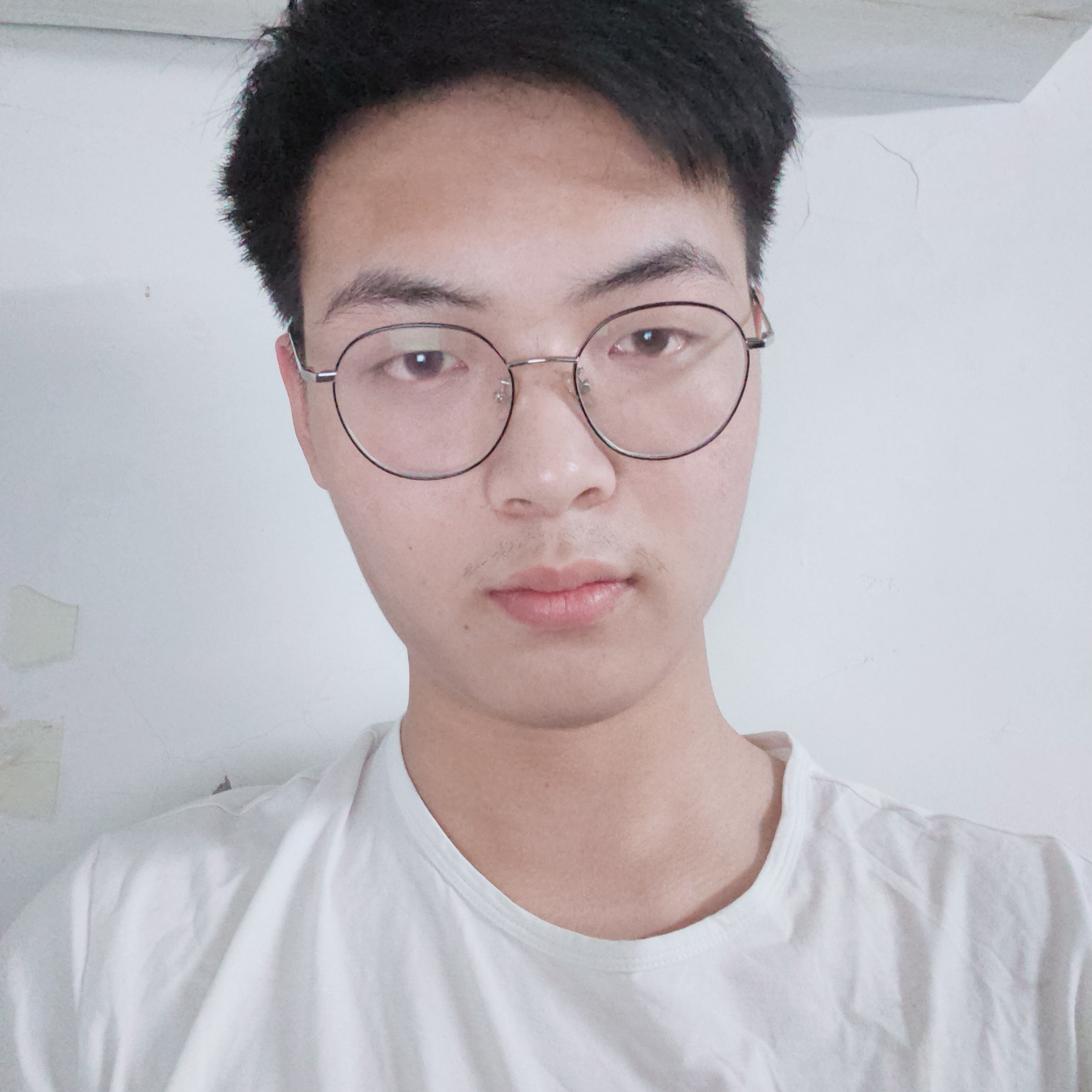 完美深拥方盒的照片