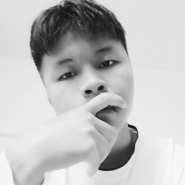 青衫傲的照片