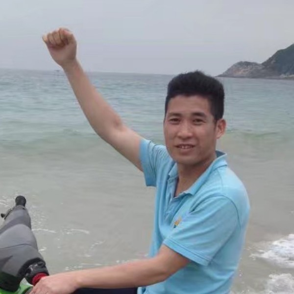 为爱等候着的照片