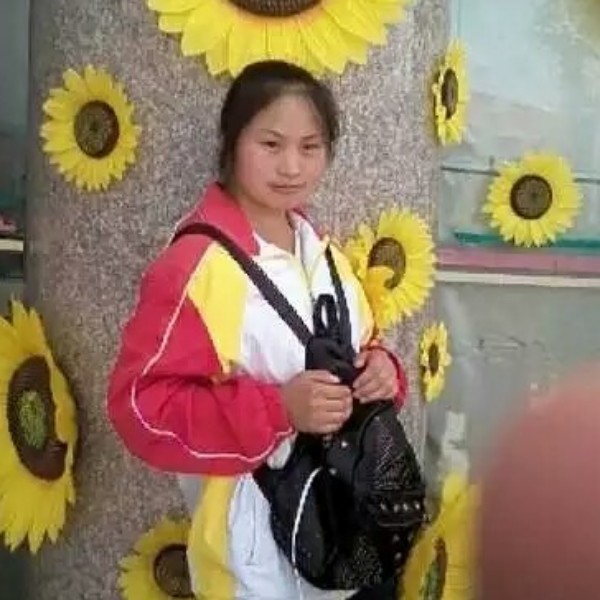 泪雨漫步碧蓝的照片