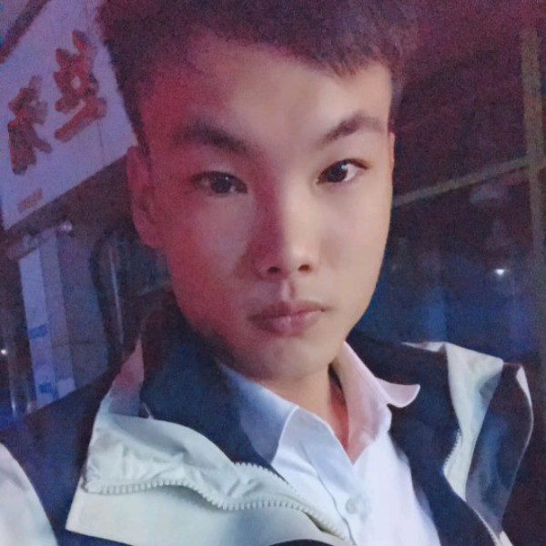 逐  梦的照片