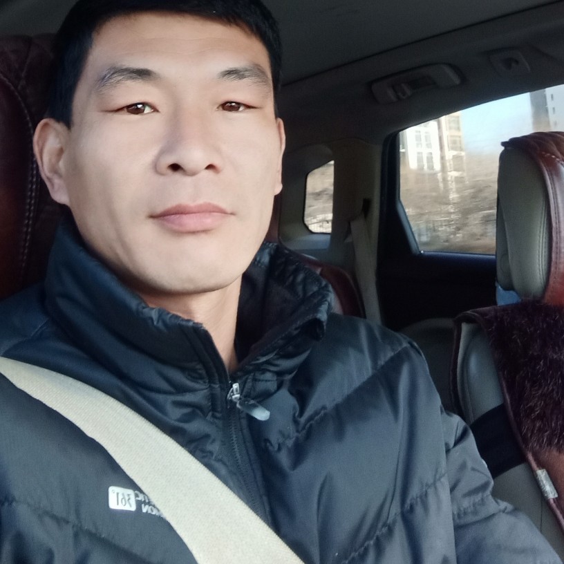 誰与争风的照片