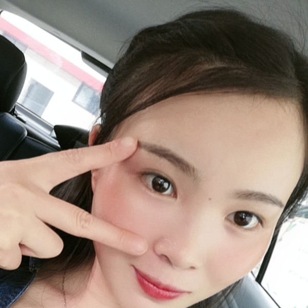 高跟鞋缥缈的照片
