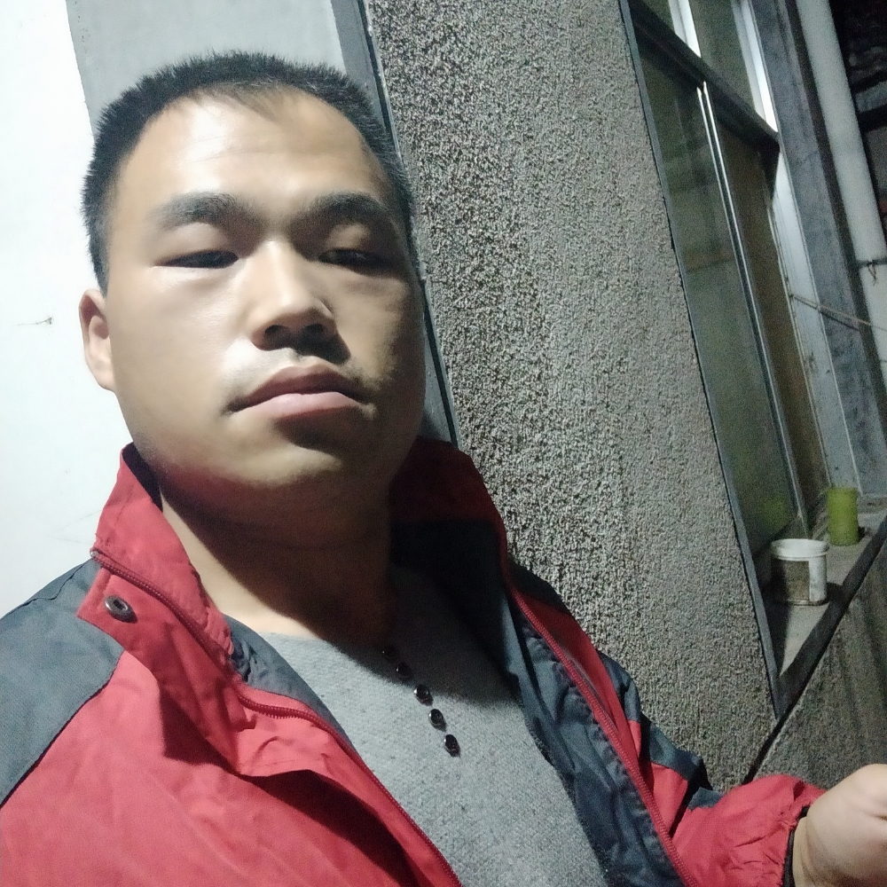 青琯泪了大气的照片