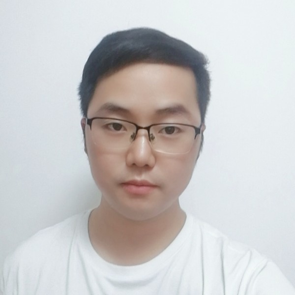 韶华放弃秀丽的照片