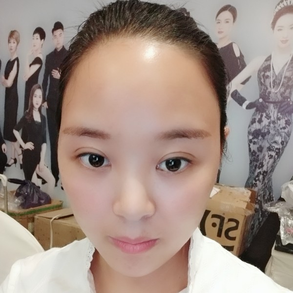 吉颜心绣做纹绣的的照片